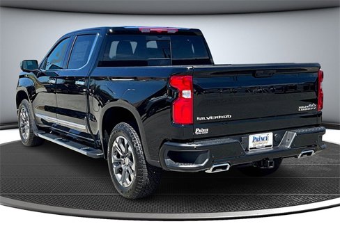 New 2026 Chevrolet Silverado 1500 High Country w/ Z71 Off-Road Package image 3