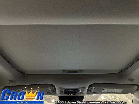 New 2026 Toyota Corolla Cross LE w/ Moonroof Package image 26
