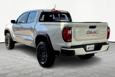 New 2026 GMC Canyon Elevation w/ Convenience Package image 4
