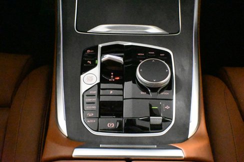 New 2026 BMW X5 xDrive40i w/ M Sport Package image 24