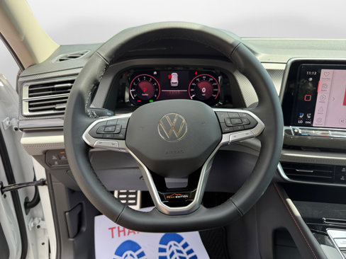 New 2025 Volkswagen Atlas Peak Edition SE image 10