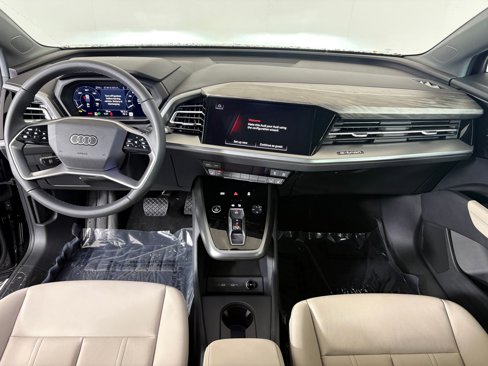 New 2026 Audi Q4 e-tron Premium image 15