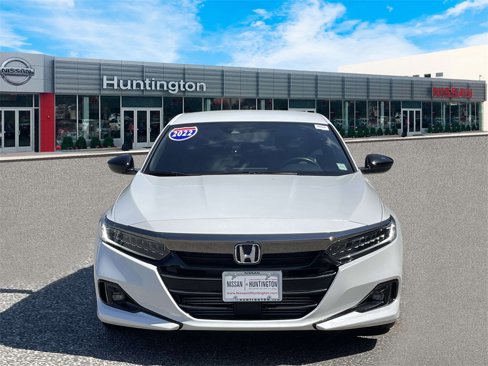 Used 2022 Honda Accord Sport image 2