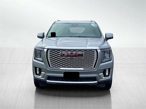 Used 2024 GMC Yukon XL Denali w/ Advanced Technology Package image 1