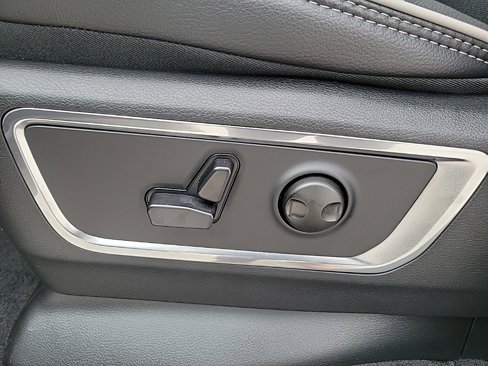 New 2026 RAM 1500 Laramie image 23