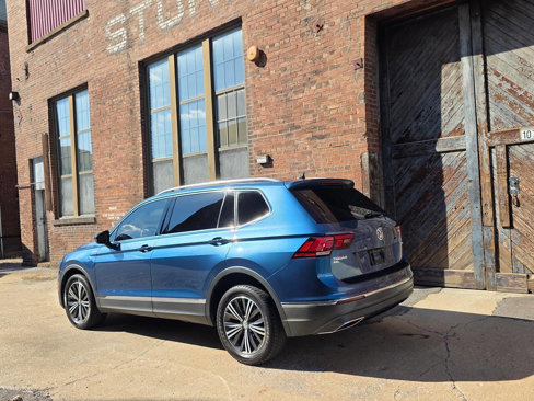 Used 2018 Volkswagen Tiguan SEL image 8