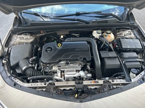 Used 2023 Chevrolet Malibu LS image 12