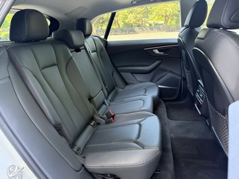 Used 2019 Audi Q8 Premium Plus w/ Premium Plus image 33