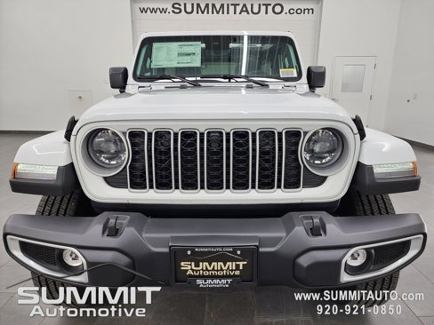 New 2025 Jeep Wrangler Sahara w/ Technology Group image 23