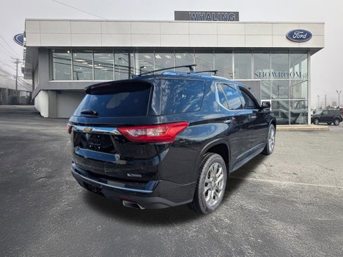 Used 2018 Chevrolet Traverse Premier w/ LPO, 'HIT The Road' Package image 3