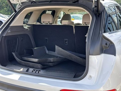 Certified 2022 Lincoln Corsair AWD w/ Premium Package image 9