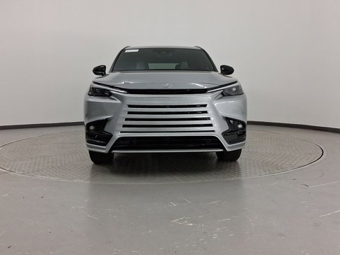 New 2025 Lexus TX 500h AWD image 6