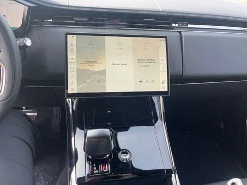 New 2025 Land Rover Range Rover Sport SV Edition Two image 16