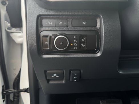 Used 2024 Ford F350 Lariat w/ Black Appearance Package image 16