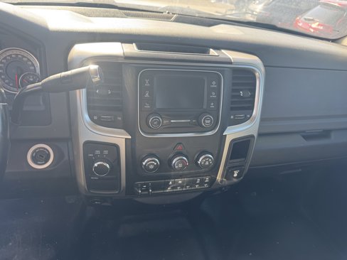 Used 2018 RAM 2500 SLT w/ Protection Group image 17