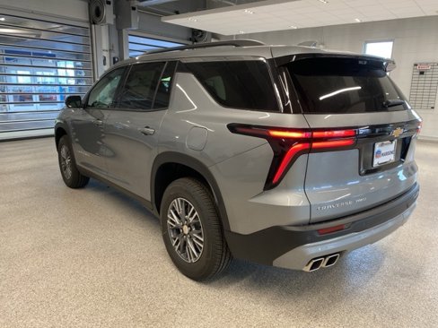 New 2026 Chevrolet Traverse LT w/ Driver Confidence Package image 9