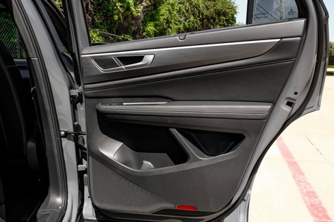 Used 2024 Volkswagen Atlas Cross Sport SE w/ Panoramic Sunroof Package image 51