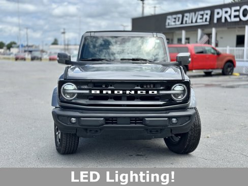 Used 2024 Ford Bronco Outer Banks image 2