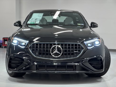 New 2026 Mercedes-Benz E 53 AMG e 4MATIC Sedan image 3