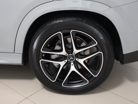 Used 2025 Mercedes-Benz GLE 53 AMG 4MATIC Coupe image 9