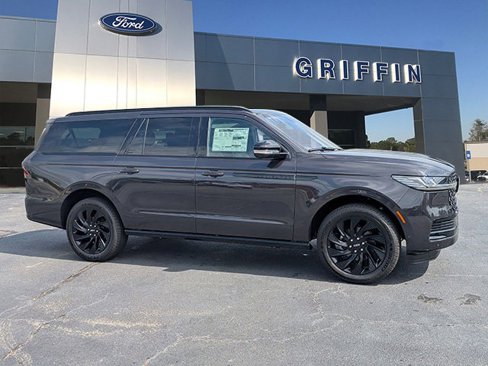 New 2025 Lincoln Navigator L Reserve w/ Jet Appearance Package image 1