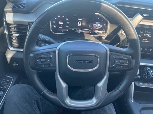 Used 2024 GMC Sierra 2500 Denali w/ Denali Reserve Package image 33