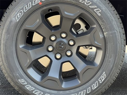 New 2026 RAM 1500 4x4 Crew Cab image 6