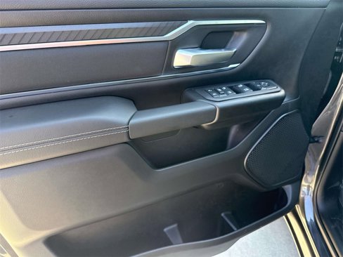 New 2026 RAM 1500 4x4 Crew Cab image 21