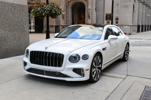 New 2026 Bentley Flying Spur Azure image 1