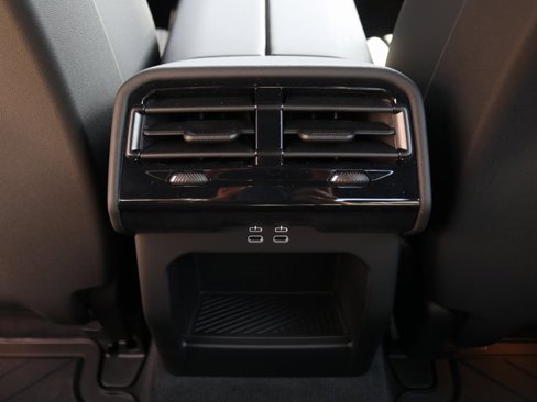 New 2026 BMW 530i xDrive w/ M Sport Package image 26