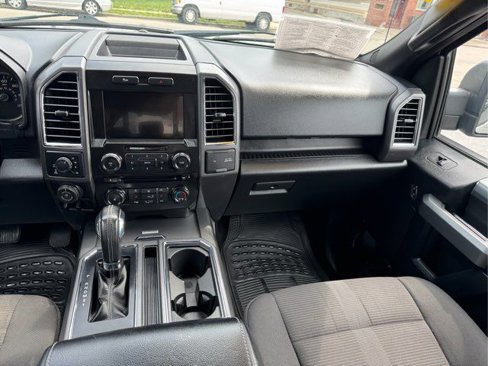 Used 2016 Ford F150 XLT w/ Equipment Group 302A Luxury image 20