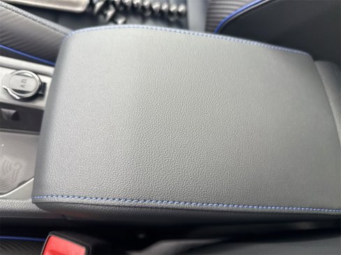 New 2025 Volkswagen Golf R Black Edition image 38