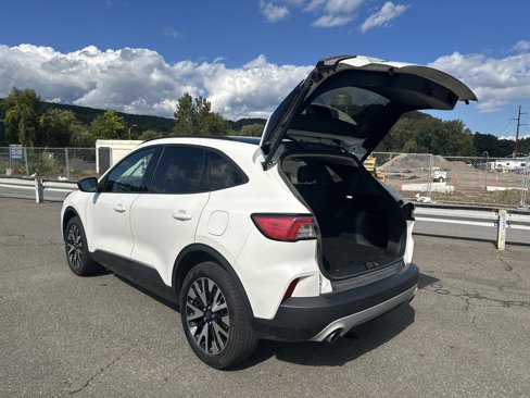 Used 2020 Ford Escape SE Sport image 32
