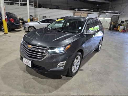 Used 2020 Chevrolet Equinox Premier image 3