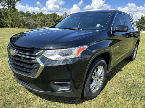 Used 2020 Chevrolet Traverse LS image 1