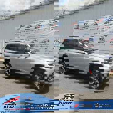 New 2025 Jeep Grand Cherokee L Limited image 1