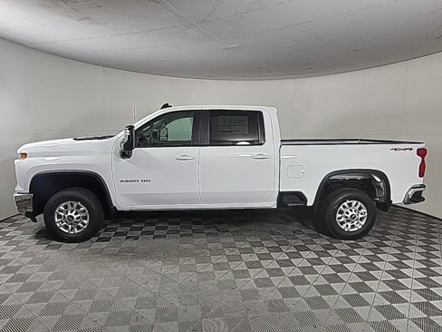 New 2026 Chevrolet Silverado 2500 LT image 6