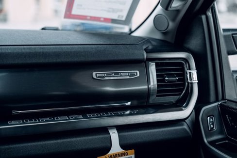 New 2025 Ford F250 Lariat w/ Lariat Ultimate Package image 40