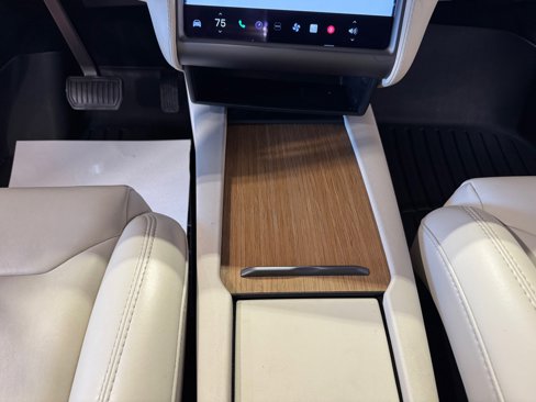Used 2019 Tesla Model X Long Range image 34