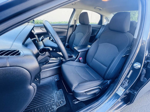 Used 2021 Kia Forte LXS image 10