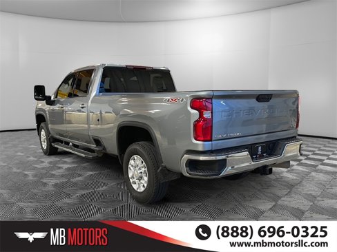 Used 2024 Chevrolet Silverado 3500 LTZ image 7