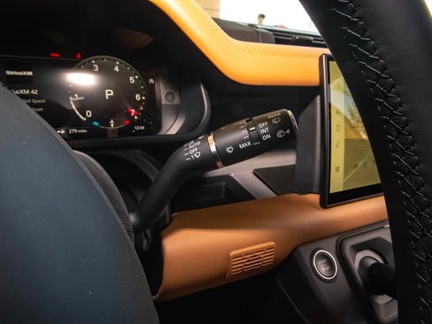 New 2025 Land Rover Defender 110 V8 image 14