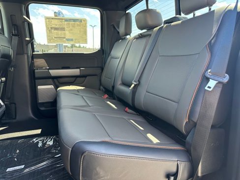 New 2025 Ford F150 Lariat w/ Equipment Group 501A Mid image 18