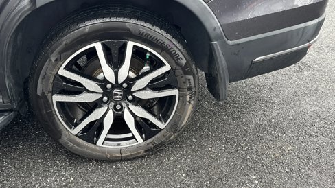 Used 2021 Honda Pilot Touring image 14