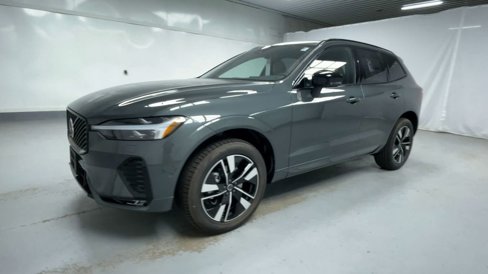 New 2026 Volvo XC60 B5 Plus w/ Climate Package image 4