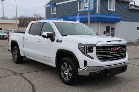 Used 2024 GMC Sierra 1500 SLT image 5