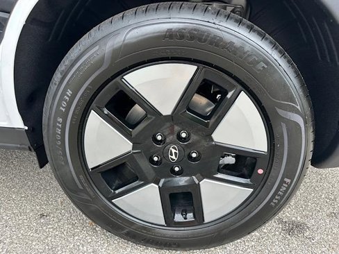 New 2026 Hyundai Santa Fe SE image 13