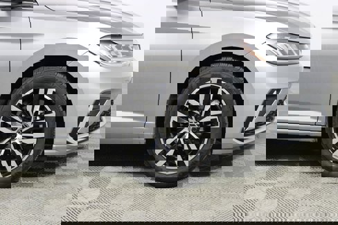 Used 2025 Volkswagen Jetta SE image 21