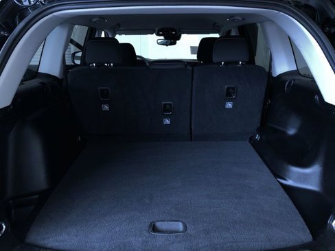 Used 2023 Jeep Grand Cherokee Laredo image 33
