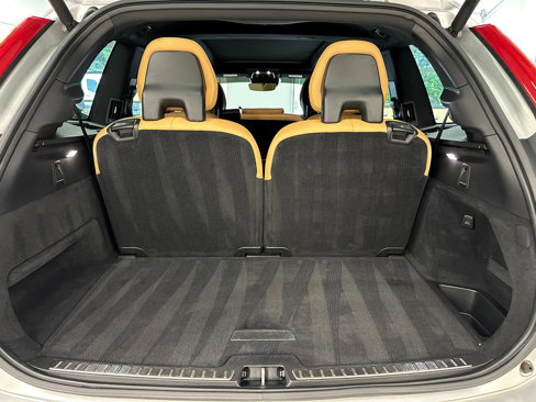 Used 2019 Volvo XC90 T6 Momentum image 34